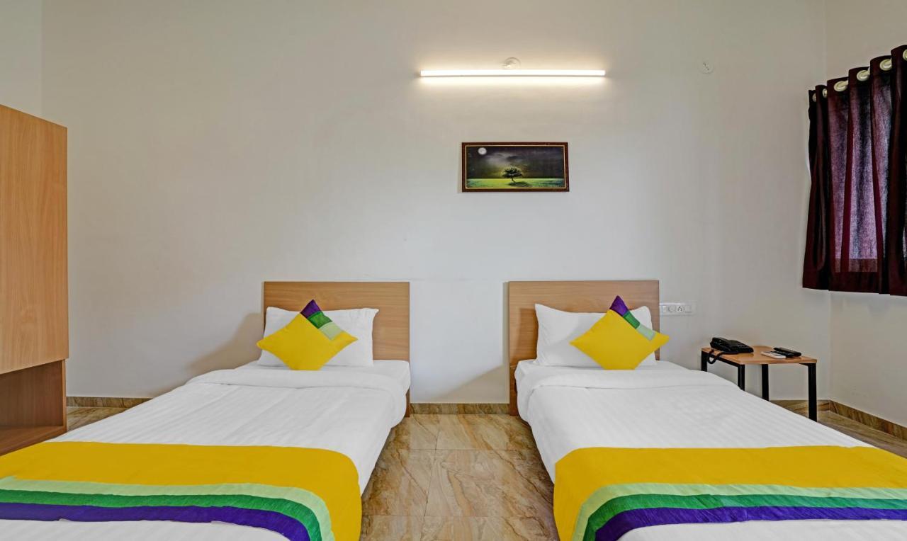 נאסיק Itsy Hotels Flowers Park מראה חיצוני תמונה